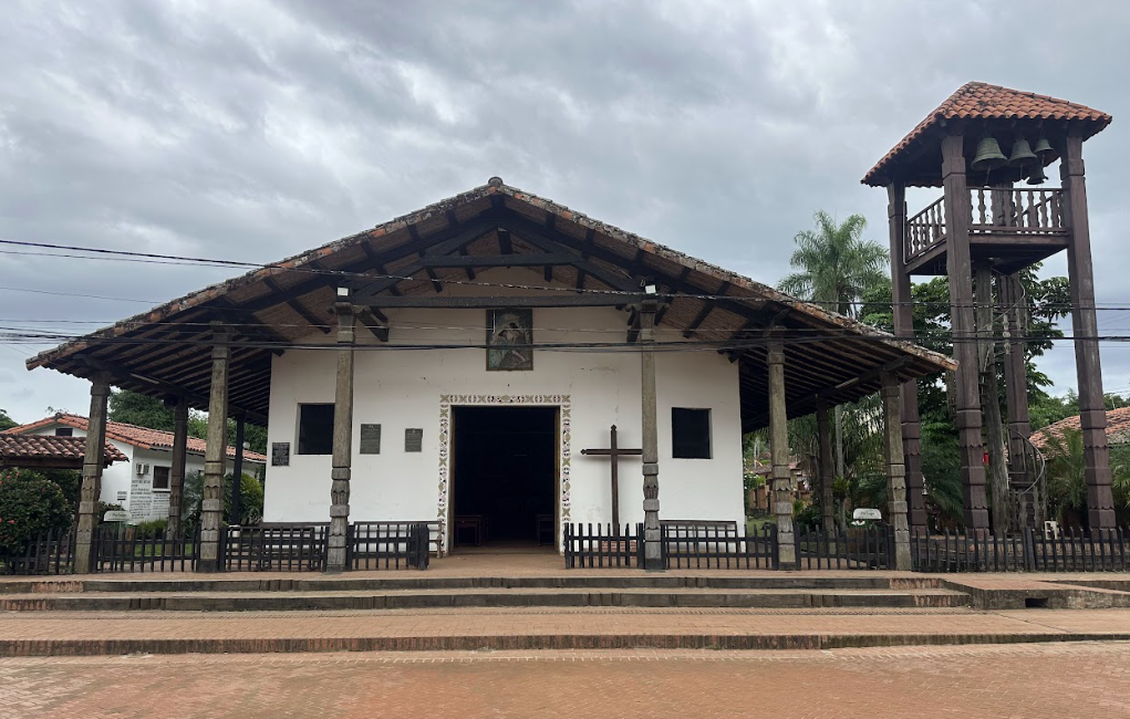 Iglesia San Juan Bautista de Porongo